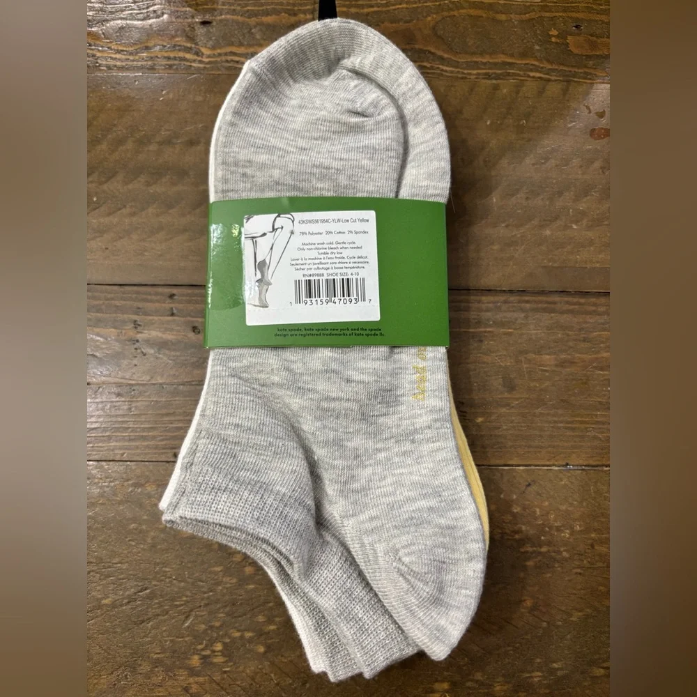 Kate Spade 3-Pack Low Cut Socks Featuring Snail Print